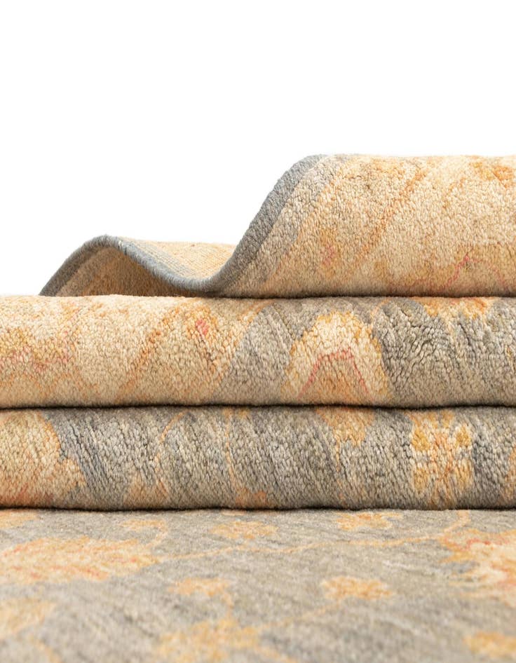 Detail image of  6' 7 x 9' 8 Ziegler Wool Rug