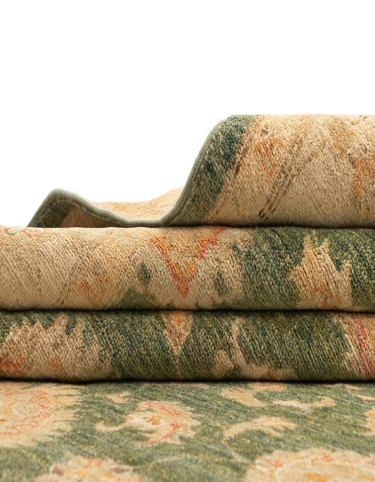 Detail image of  6' 7 x 9' 9 Ziegler Wool Rug