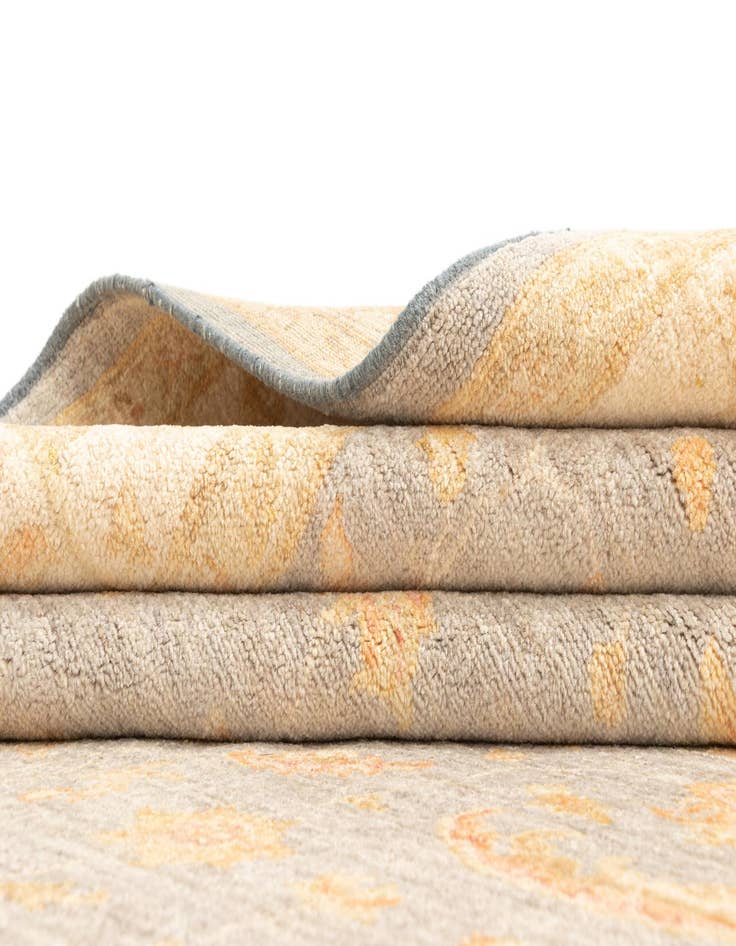 Detail image of  7' 3 x 9' 9 Ziegler Wool Rug