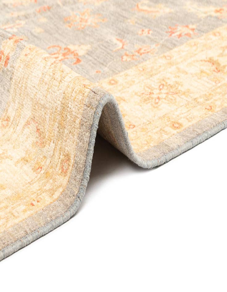 Detail image of  7' 3 x 9' 9 Ziegler Wool Rug