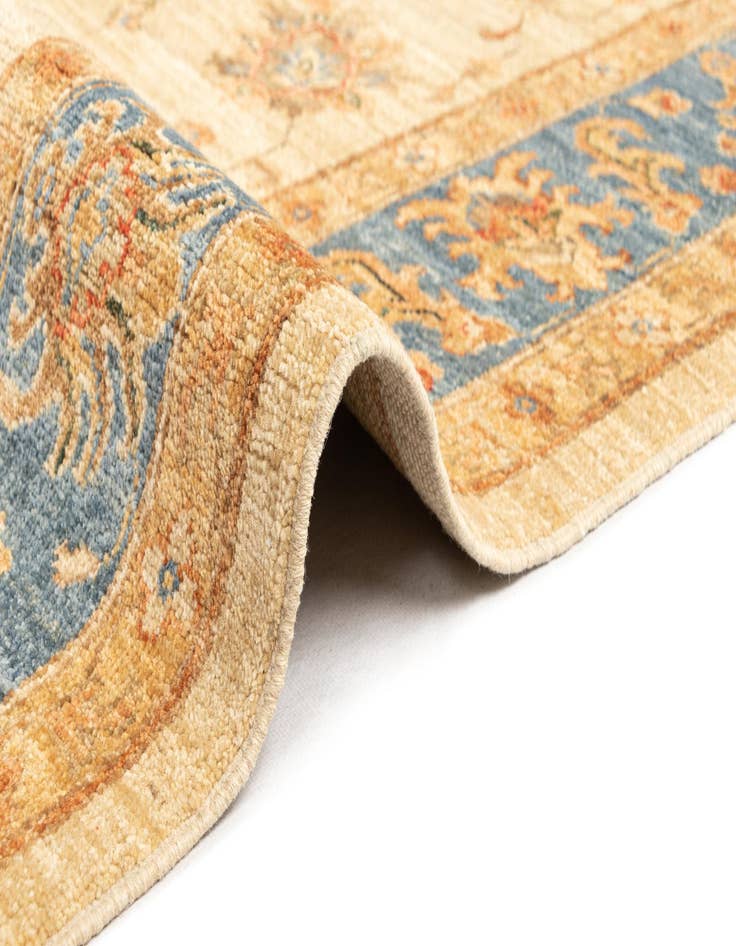 Detail image of  5' 7 x 7' 9 Ziegler Wool Rug