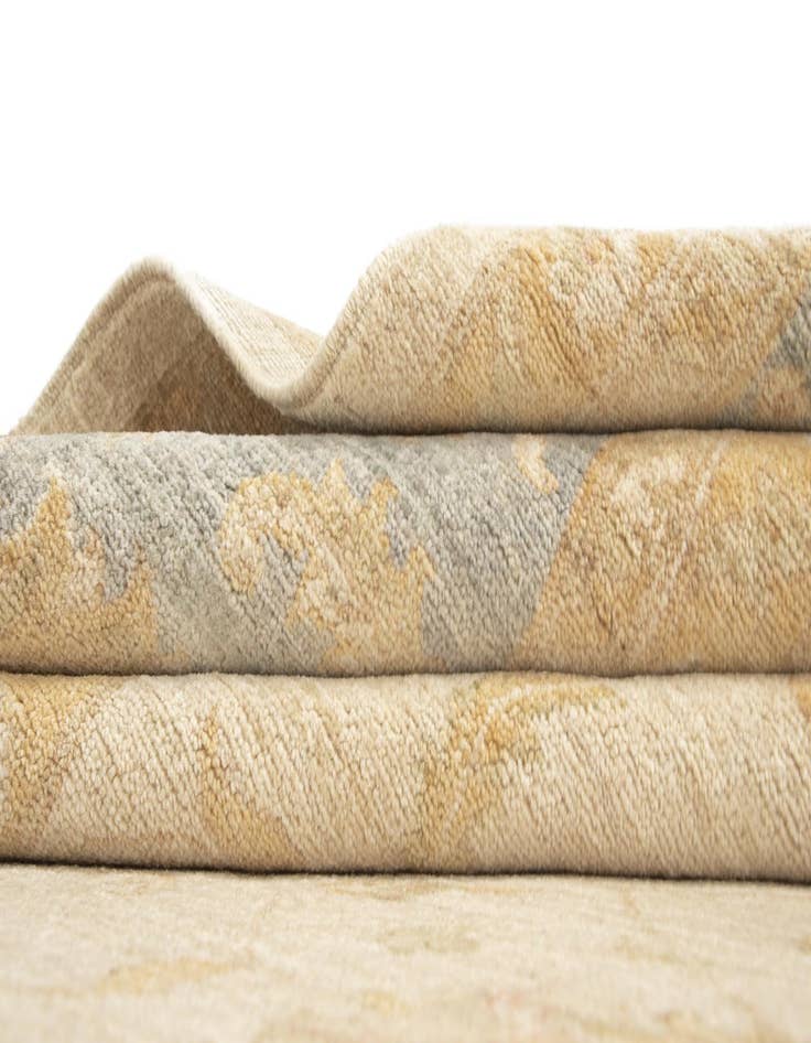 Detail image of  8' 6 x 11' 4 Ziegler Wool Rug