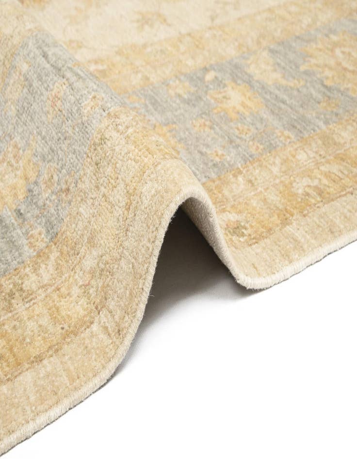 Detail image of  8' 6 x 11' 4 Ziegler Wool Rug