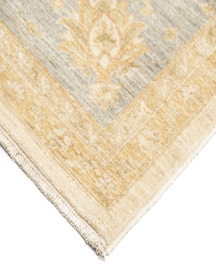 Detail image of  8' 6 x 11' 4 Ziegler Wool Rug