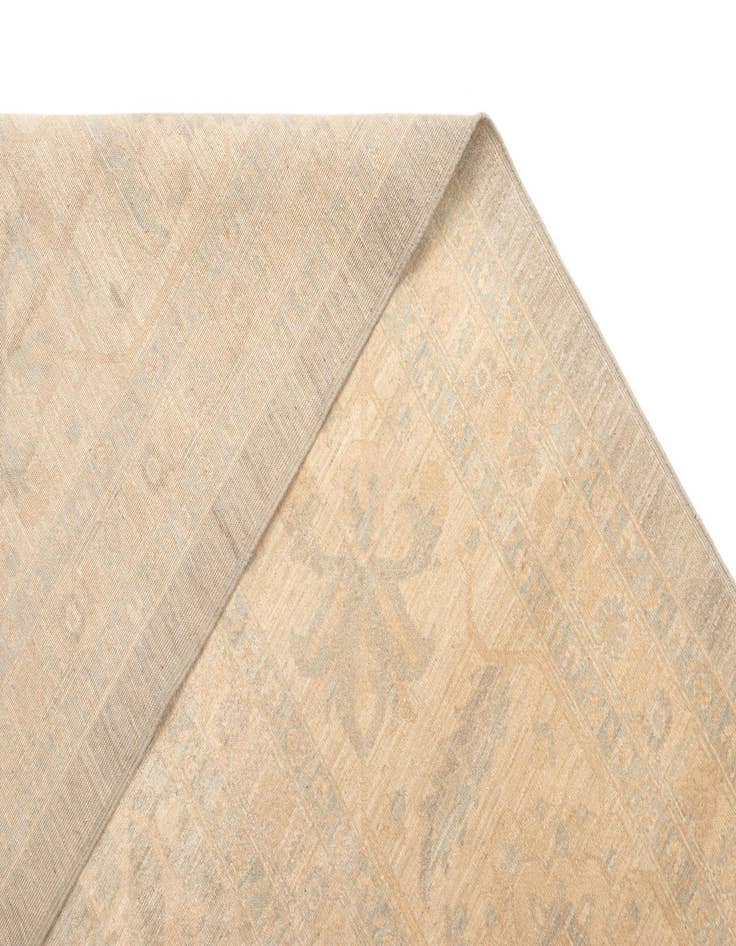 Detail image of  13' 9 x 19' 2 Ziegler Wool Rug