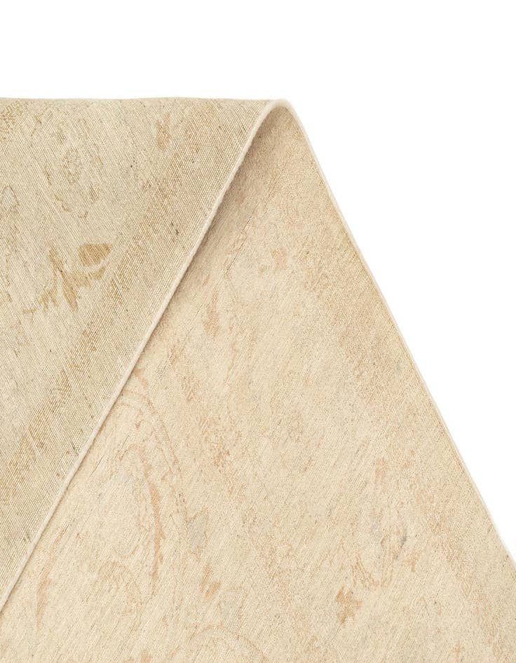 Detail image of  5' 1 x 6' 7  Hand Knotted Ziegler Rug