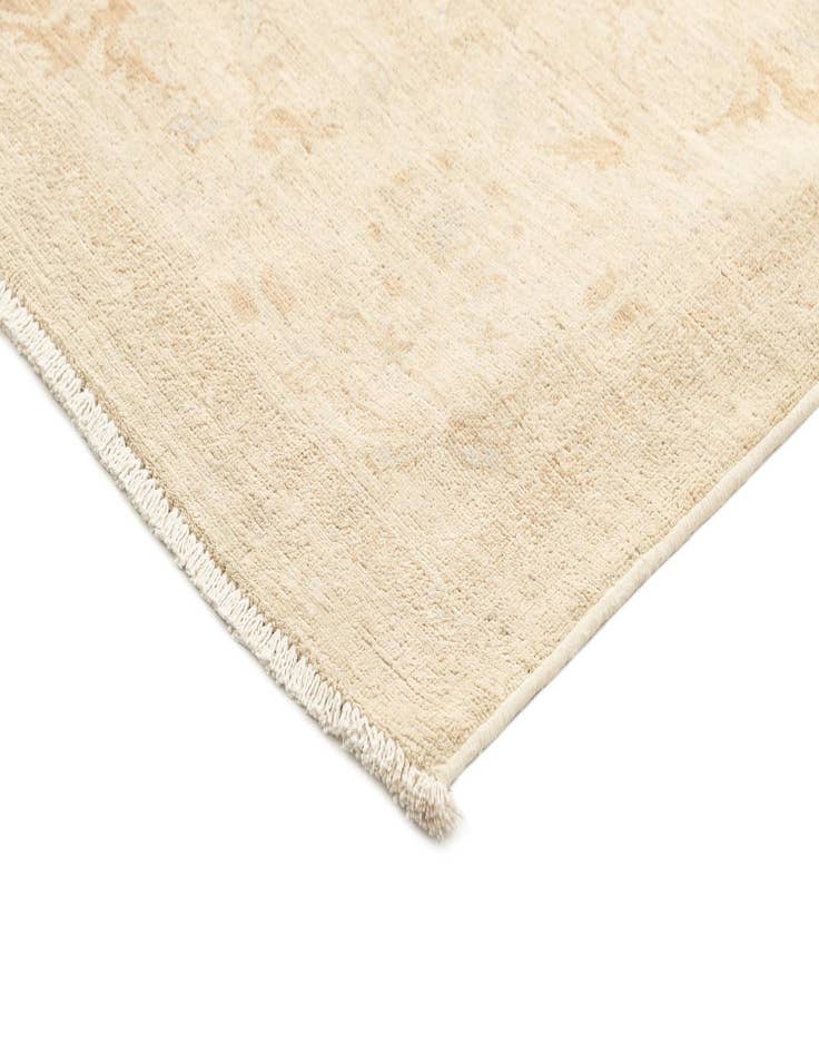 Detail image of  5' 1 x 6' 7  Hand Knotted Ziegler Rug