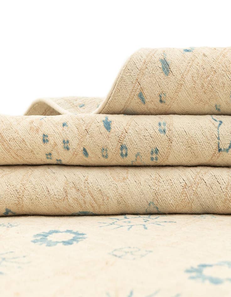 Detail image of  6' 8 x 9' 8  Hand Knotted Ziegler Rug