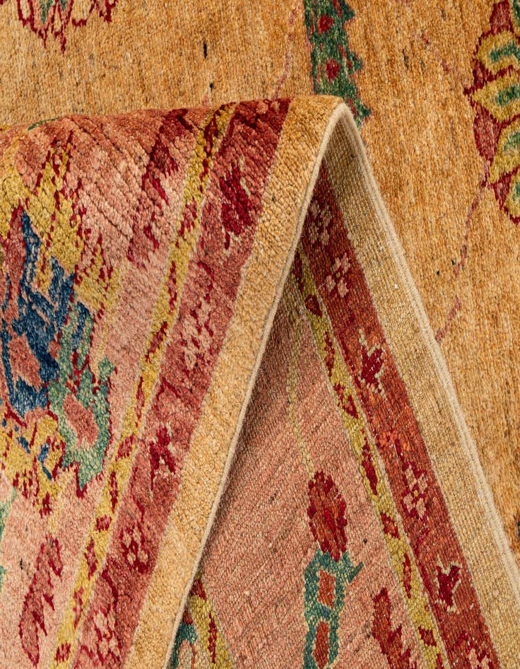 Detail image of  5' 6 x 7' 3  Hand Knotted Ziegler Wool Rug