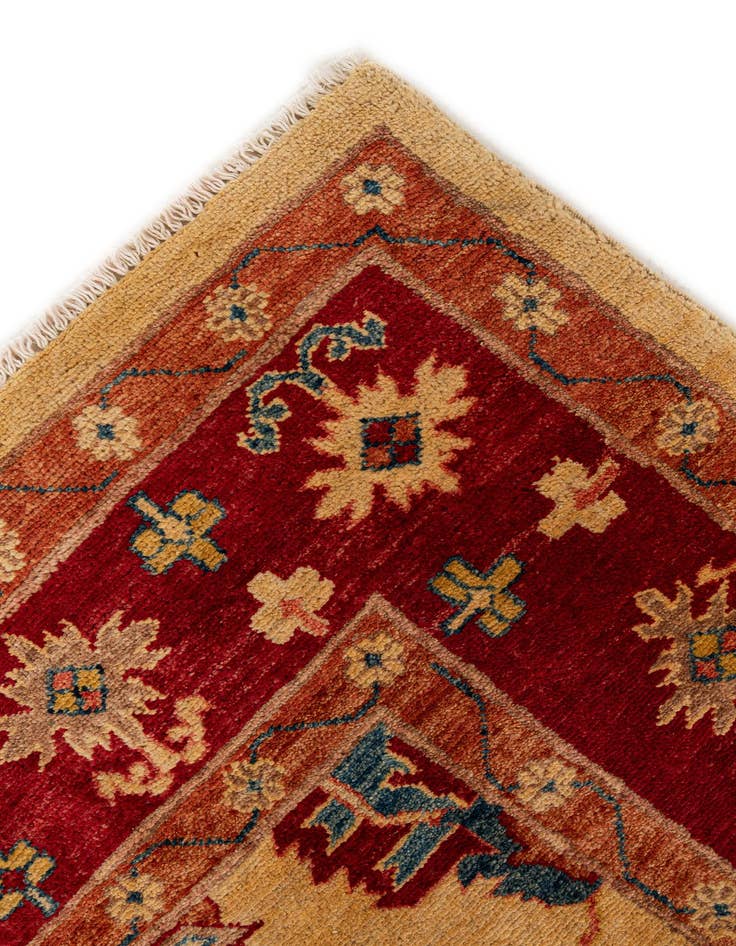 Detail image of  5' 9 x 7' 7  Hand Knotted Ziegler Wool Rug
