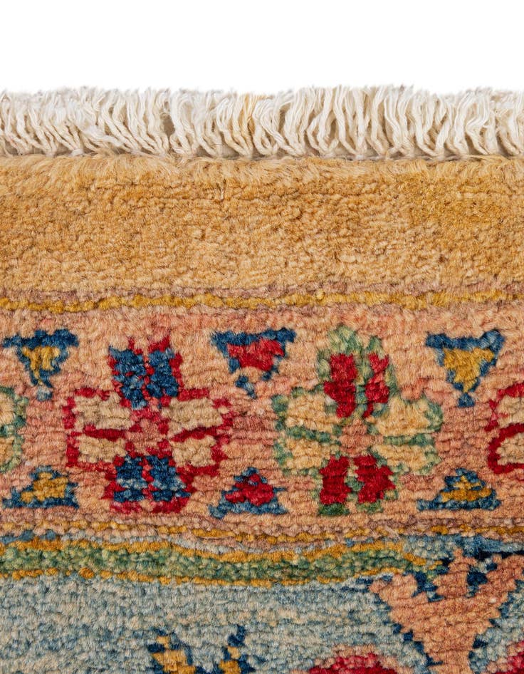 Detail image of  6' 6 x 9' 8  Hand Knotted Ziegler Wool Rug