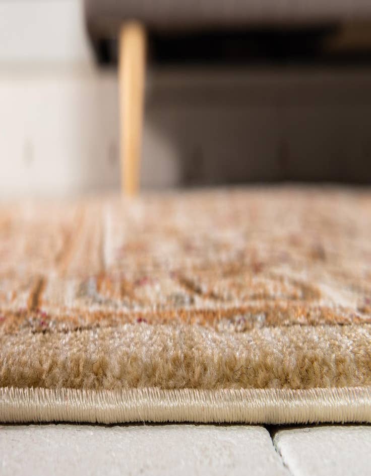 Detail image of  8' x 8' Charlestown Round Rug