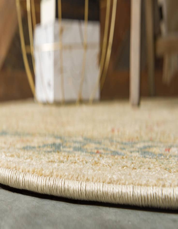 Detail image of  6' x 6' Chelsea Round Rug