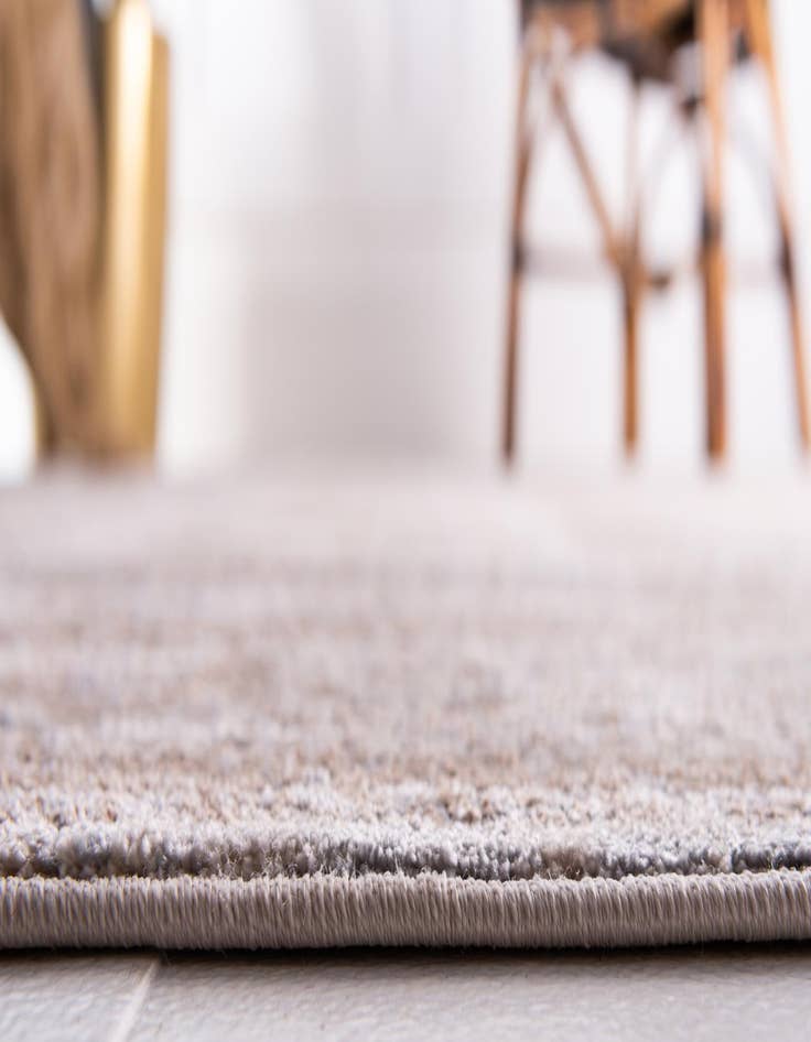 Detail image of  6' x 6' Estate Round Rug