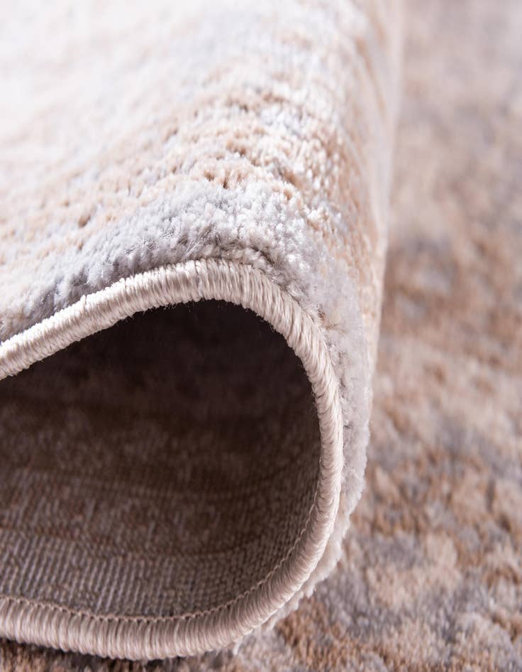 Detail image of  6' x 6' Estate Round Rug