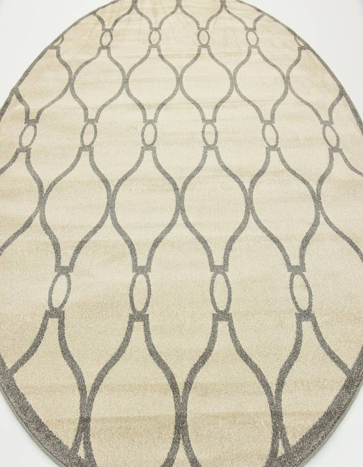 Detail image of  8' x 8' Lattice Round Rug