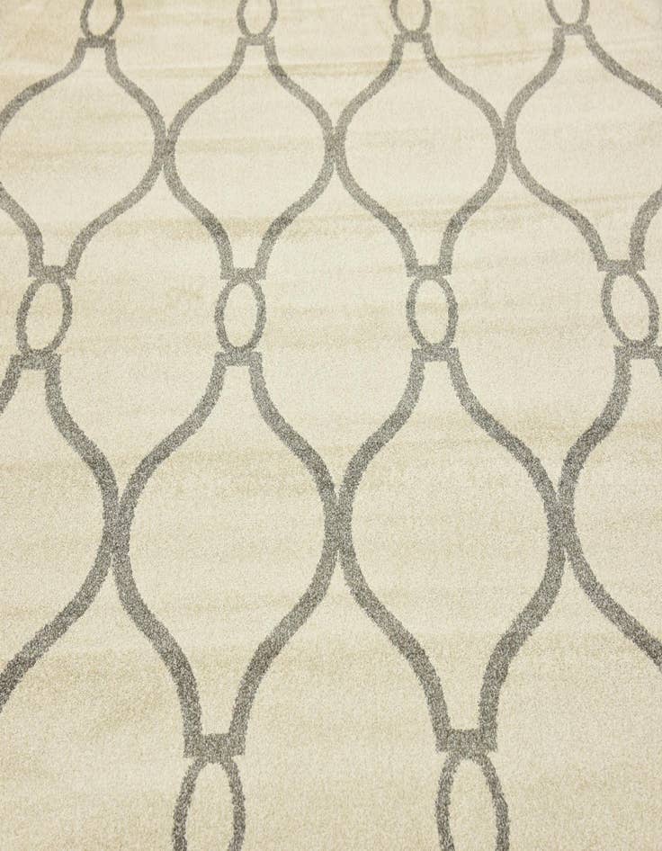 Detail image of  8' x 8' Lattice Round Rug