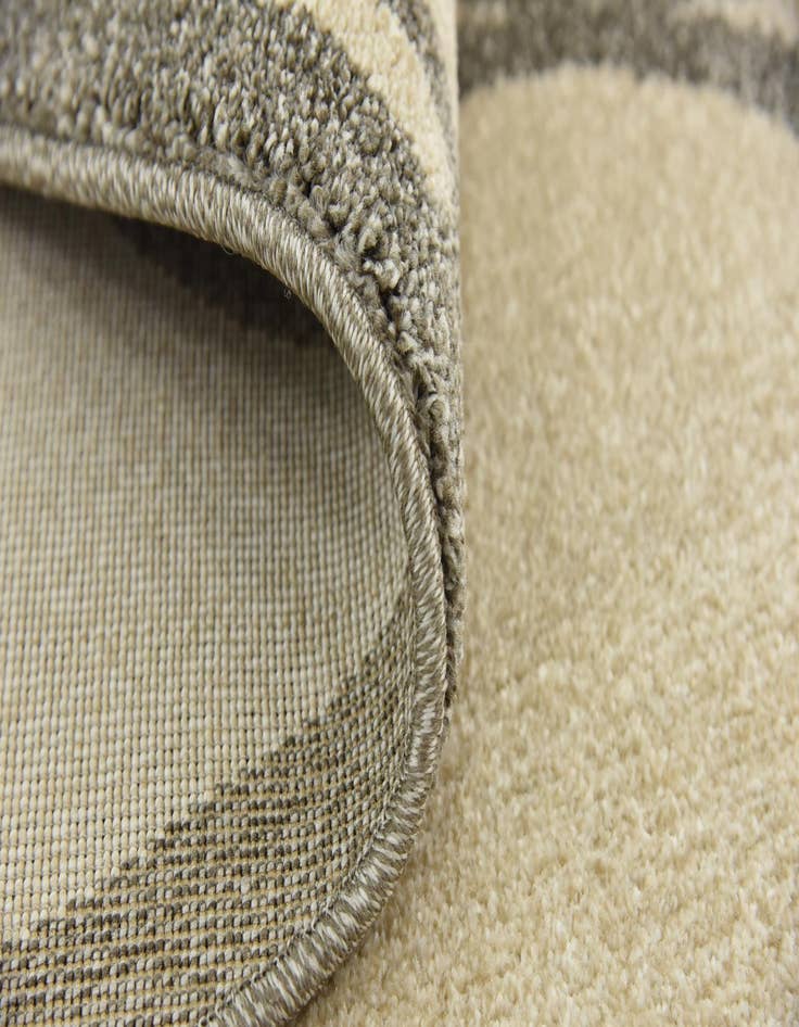 Detail image of  8' x 8' Lattice Round Rug