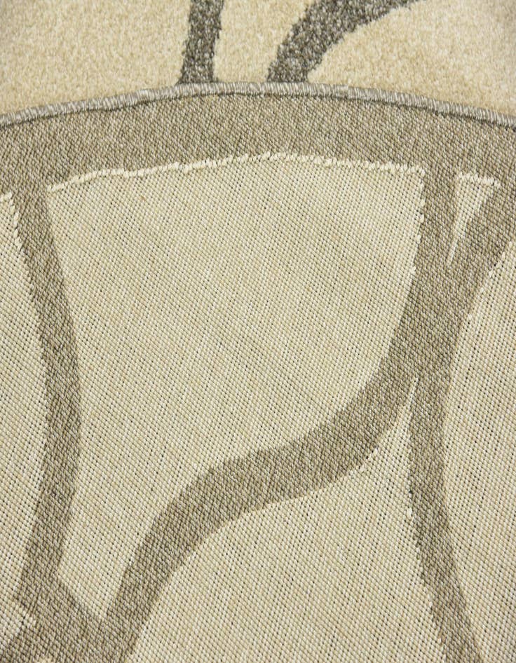 Detail image of  8' x 8' Lattice Round Rug