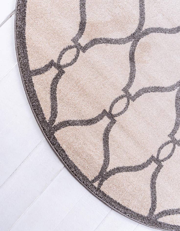 Detail image of  8' x 8' Lattice Round Rug