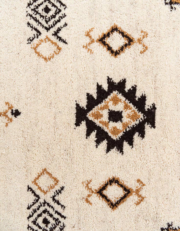 Detail image of  6' 6 x 6' 6  Hand Knotted Moroccan Wool Round Rug