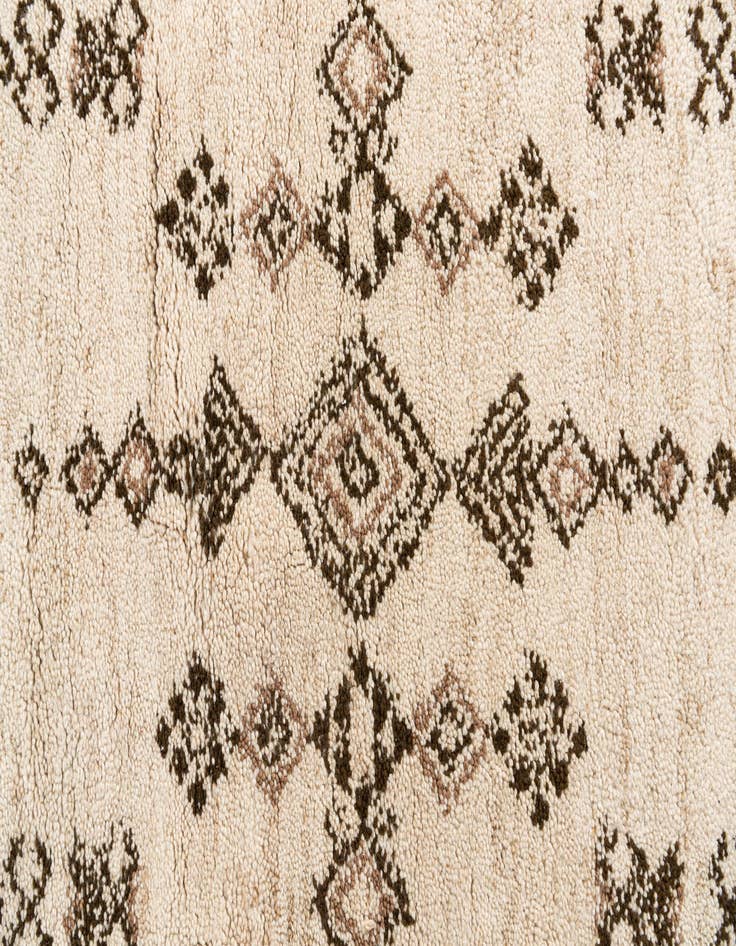 Detail image of  6' 6 x 6' 10  Hand Knotted Moroccan Wool Round Rug