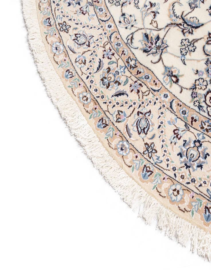 Detail image of  7' 10 x 7' 10 Nain Round Rug