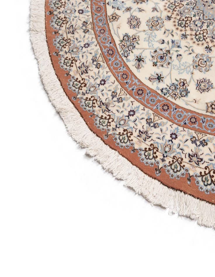Detail image of  5' 8 x 5' 8 Nain Round Rug
