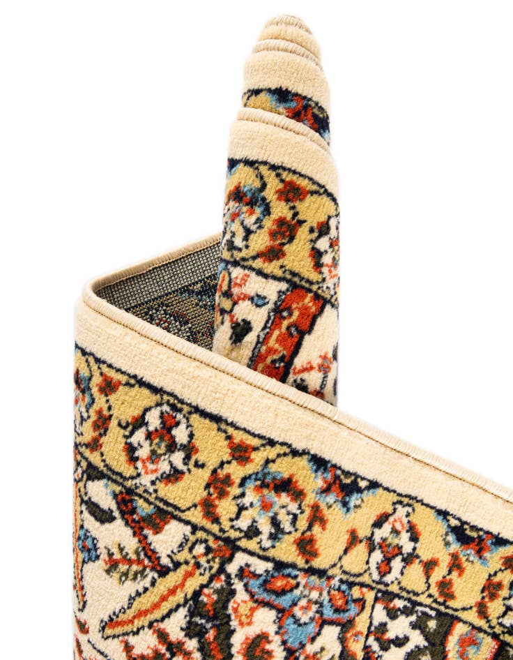 Detail image of  7' 10 x 7' 10 Neda Round Rug