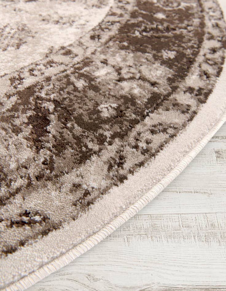 Detail image of  6' x 6' Nepal Round Rug