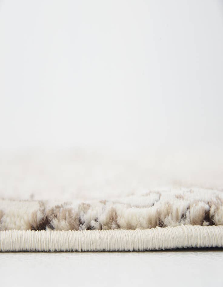 Detail image of  5' x 5' Nepal Round Rug