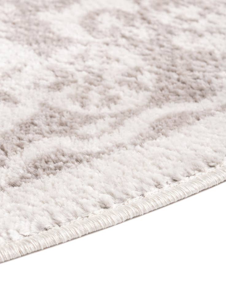 Detail image of  7' x 7' Oxford Round Rug