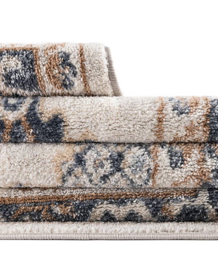 Detail image of  3' x 3' Oxford Round Rug