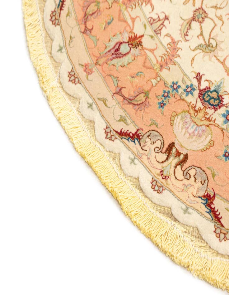 Detail image of  5' x 5' Tabriz Round Rug