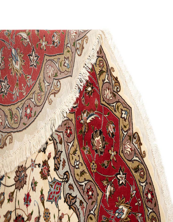 Detail image of  9' 10 x 9' 10 Tabriz Round Rug