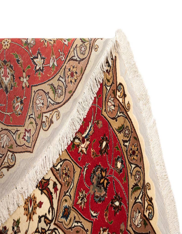 Detail image of  9' 10 x 9' 10 Tabriz Round Rug