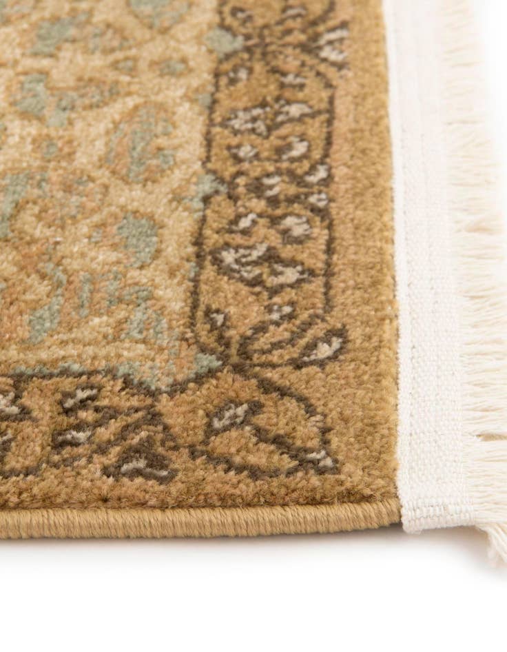 Detail image of  2' 7 x 10' Amina Runner Rug