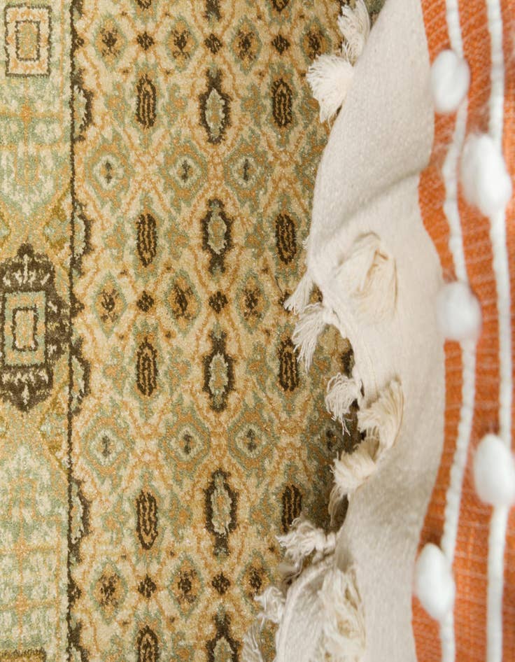 Detail image of  2' x 6' Amina Runner Rug