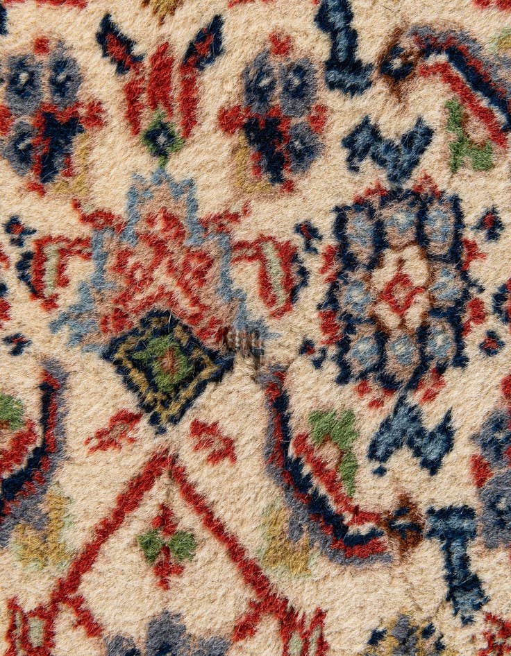 Detail image of  2' 5 x 11' 3  Hand Knotted Bidjar Wool Runner Rug