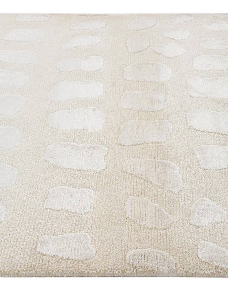 Detail image of  2' 9 x 10' Darya Runner Rug