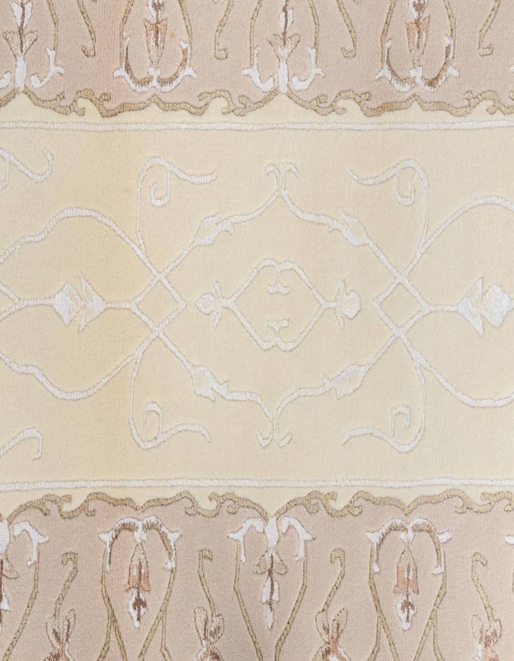 Detail image of  2' 8 x 6' 5  Hand Knotted Darya Wool Runner Rug