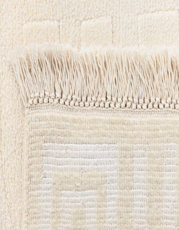 Detail image of  2' 11 x 9' 9  Hand Knotted Darya Wool Runner Rug