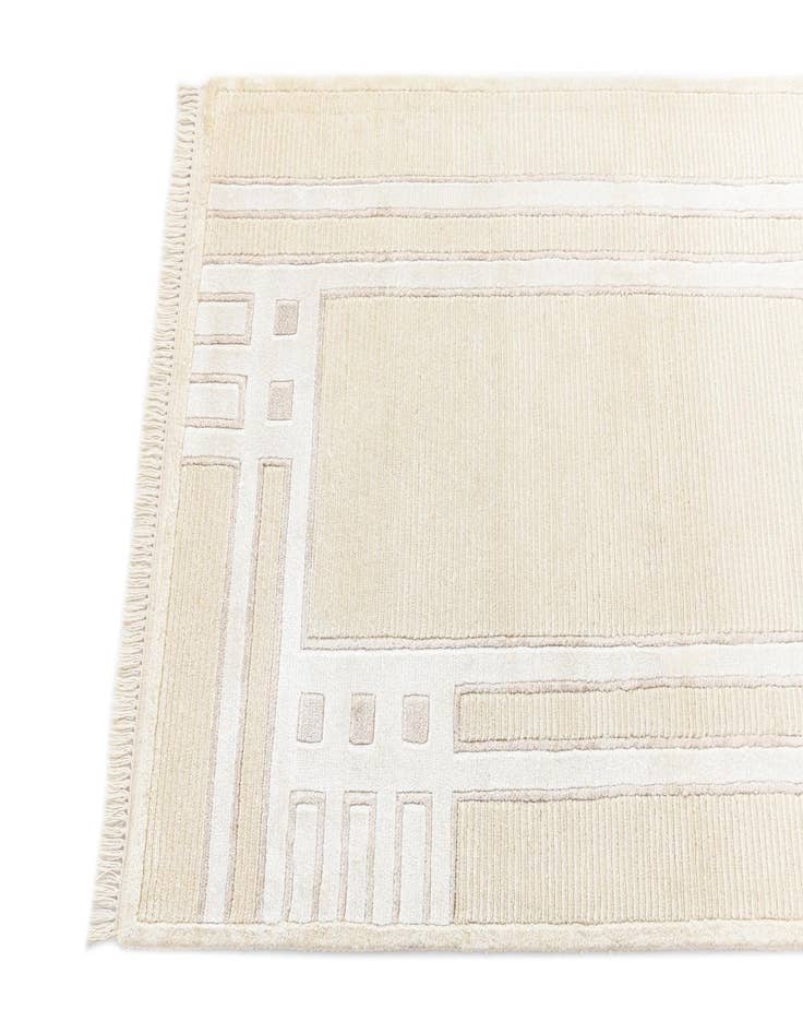 Detail image of  2' 8 x 9' 5  Hand Knotted Darya Wool Runner Rug