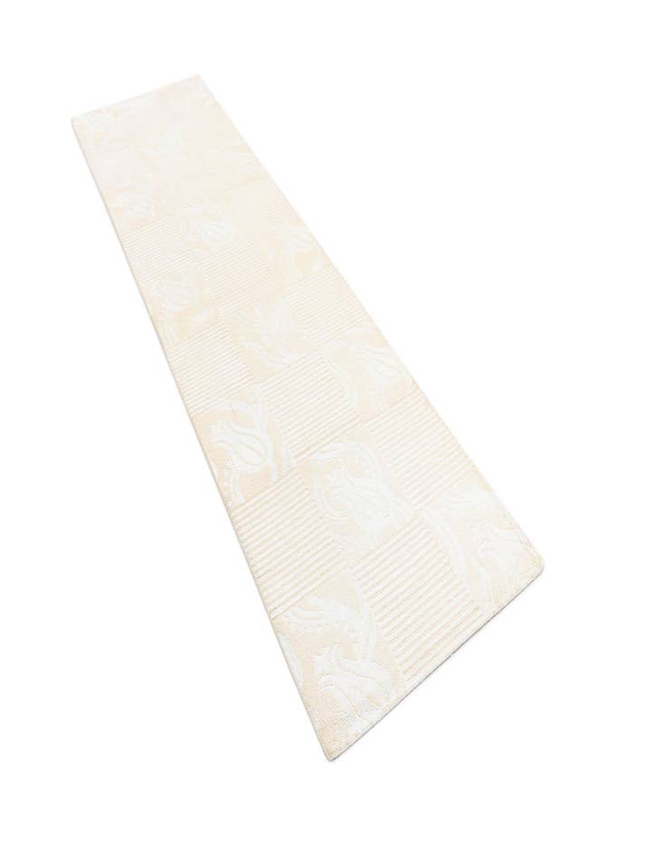 Detail image of  2' 7 x 9' 11 Darya Runner Rug