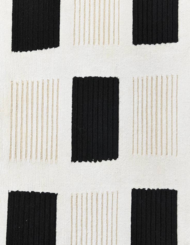 Detail image of  2' 9 x 9' 11 Darya Runner Rug