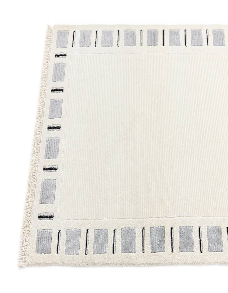 Detail image of  2' 8 x 9' 11 Darya Runner Rug