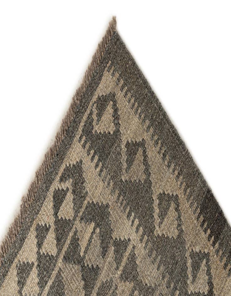 Detail image of  2' 11 x 9' 9  Hand Woven Kilim Maymana Wool Runner Rug