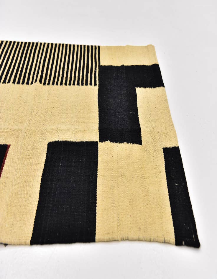 Detail image of  2' 8 x 8' 2  Hand Woven Kilim Modern Wool Runner Rug