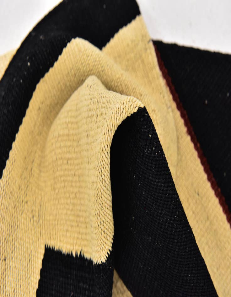 Detail image of  2' 8 x 8' 2  Hand Woven Kilim Modern Wool Runner Rug