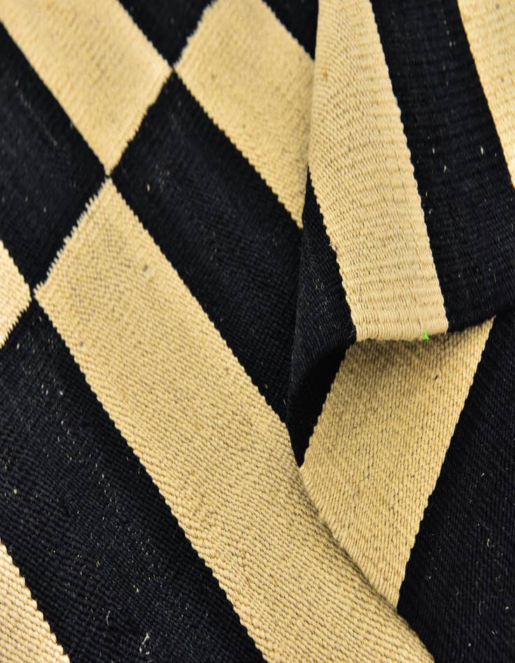 Detail image of  2' 10 x 9' 10  Hand Woven Kilim Modern Wool Runner Rug